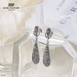 JEWELLERY COMPLEMENTS
