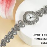 JEWELLERY SILVER FOR TIMELESS WARDROBE ESSENTIALS